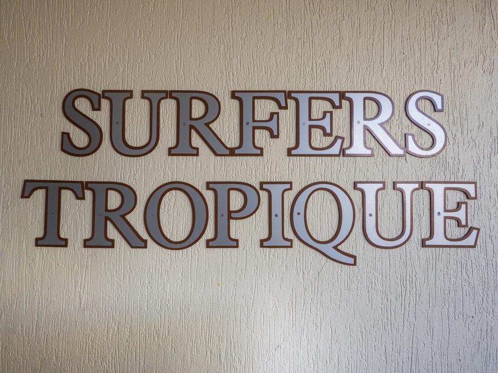 Surfers Tropique Holiday Apartments Guldkusten Exteriör bild